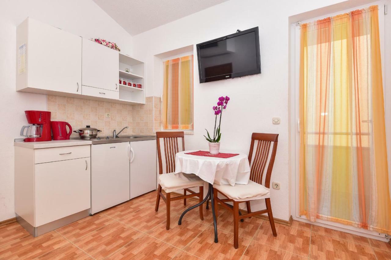 Apartmani Roso 마카르스카 외부 사진